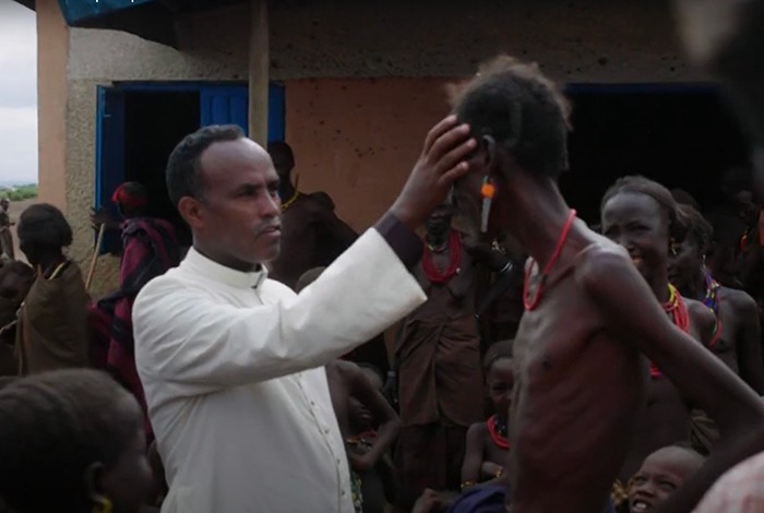 padre-goesh-pastor-de-rostros-amorosos-etiopia