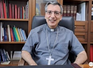 Mons. José Luis Mumbiela Sierra, obispo de Almaty. (ACN)