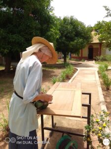 Renovación de una capilla en favor de las Hermanas del Monasterio de Notre Dame de l’Écoute en Parakou, Benin. (ACN)