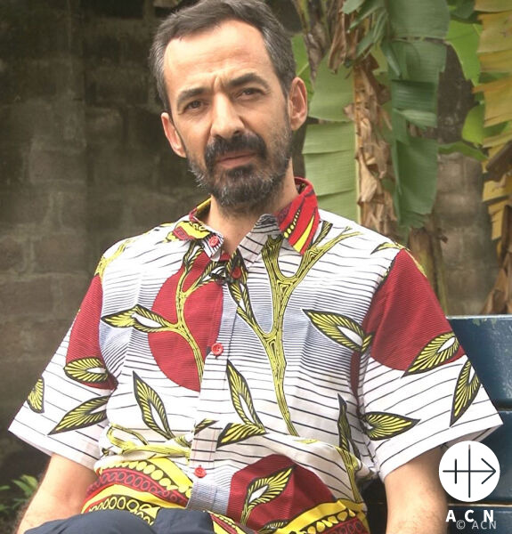 El padre Marcelo Oliveira, misionero comboniano en R. D. del Congo. (ACN)