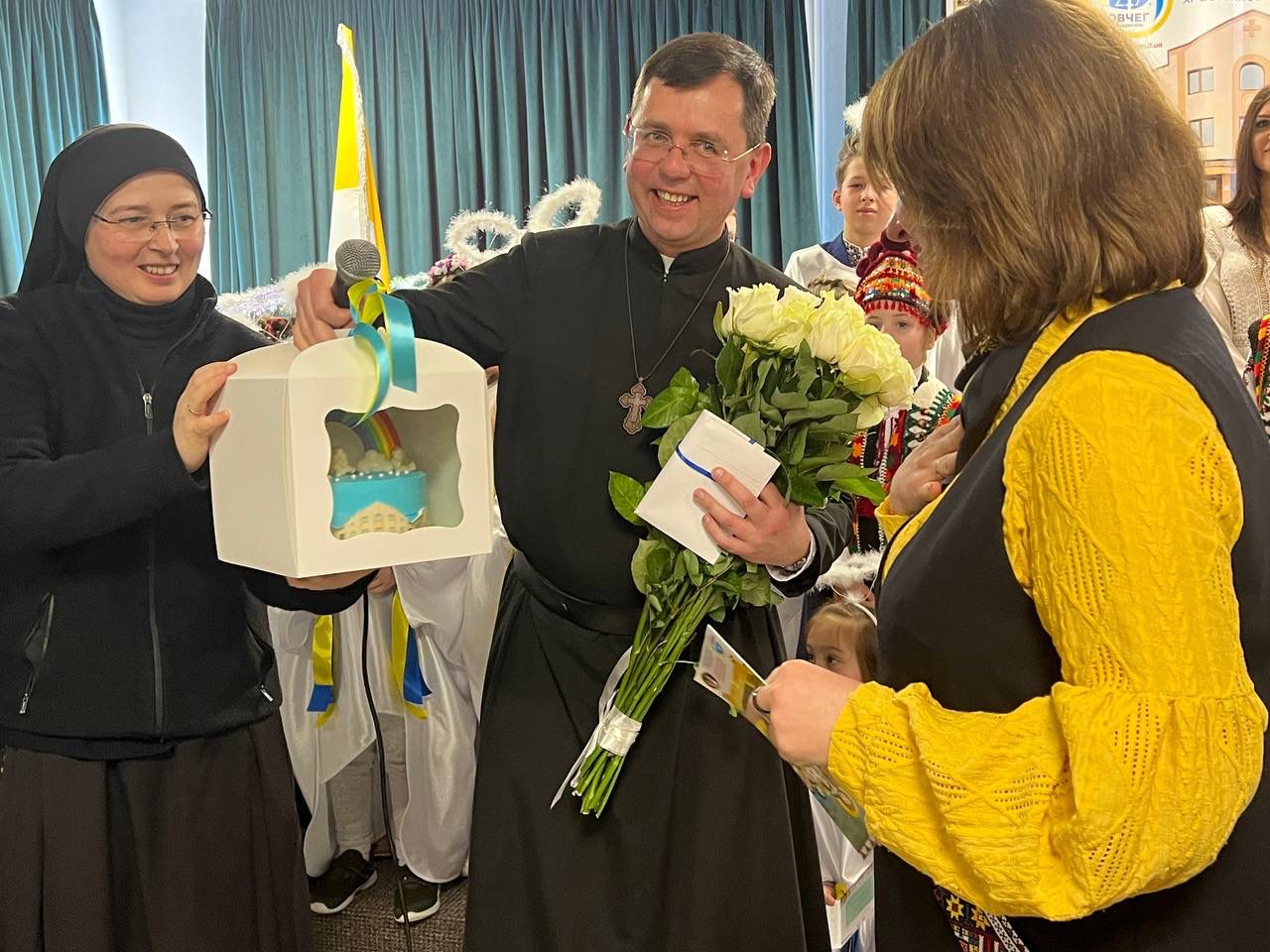 P. Josafat Boyko, durante la inauguración de una escuela infantil en Ivano-Frankivsk, Ucrania. (ACN)