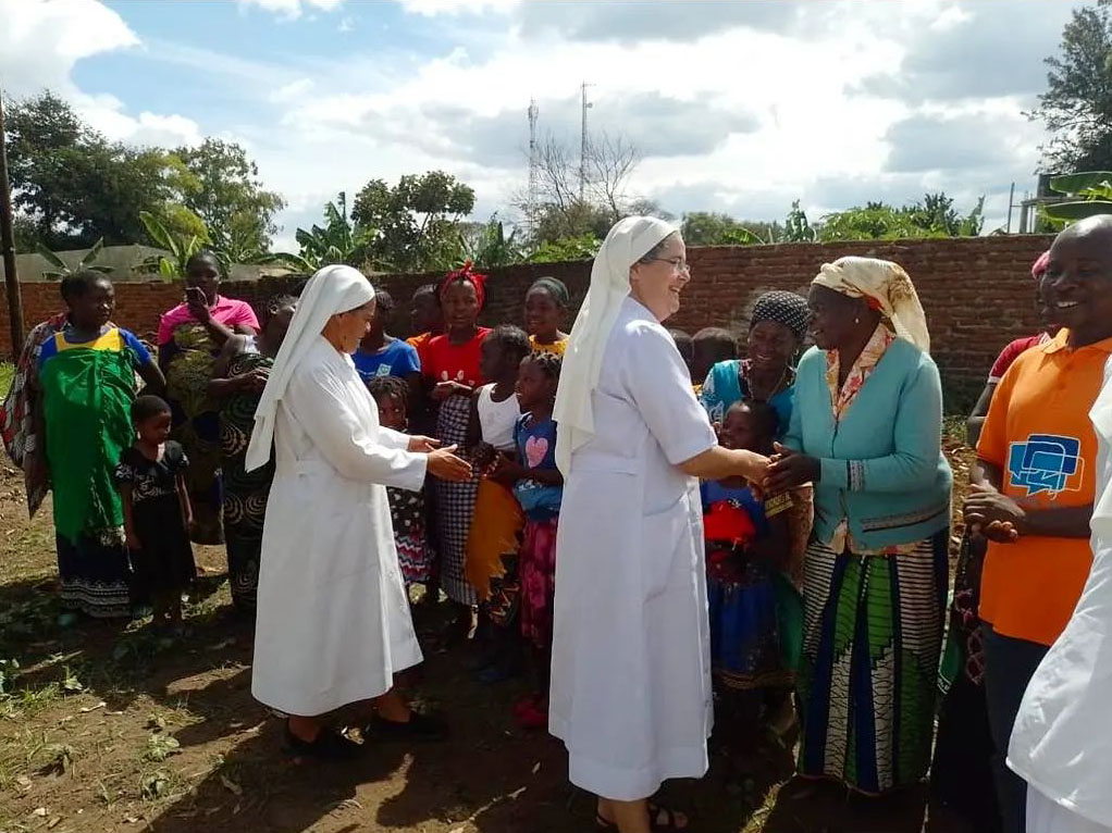Religiosas regresan a Mozambique