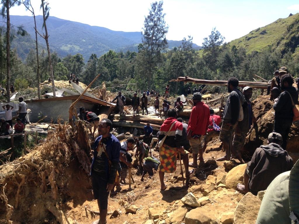 Terremoto masivo en la aldea de Kaokalam, Papua Nueva Guinea. (Diócesis WABAG)