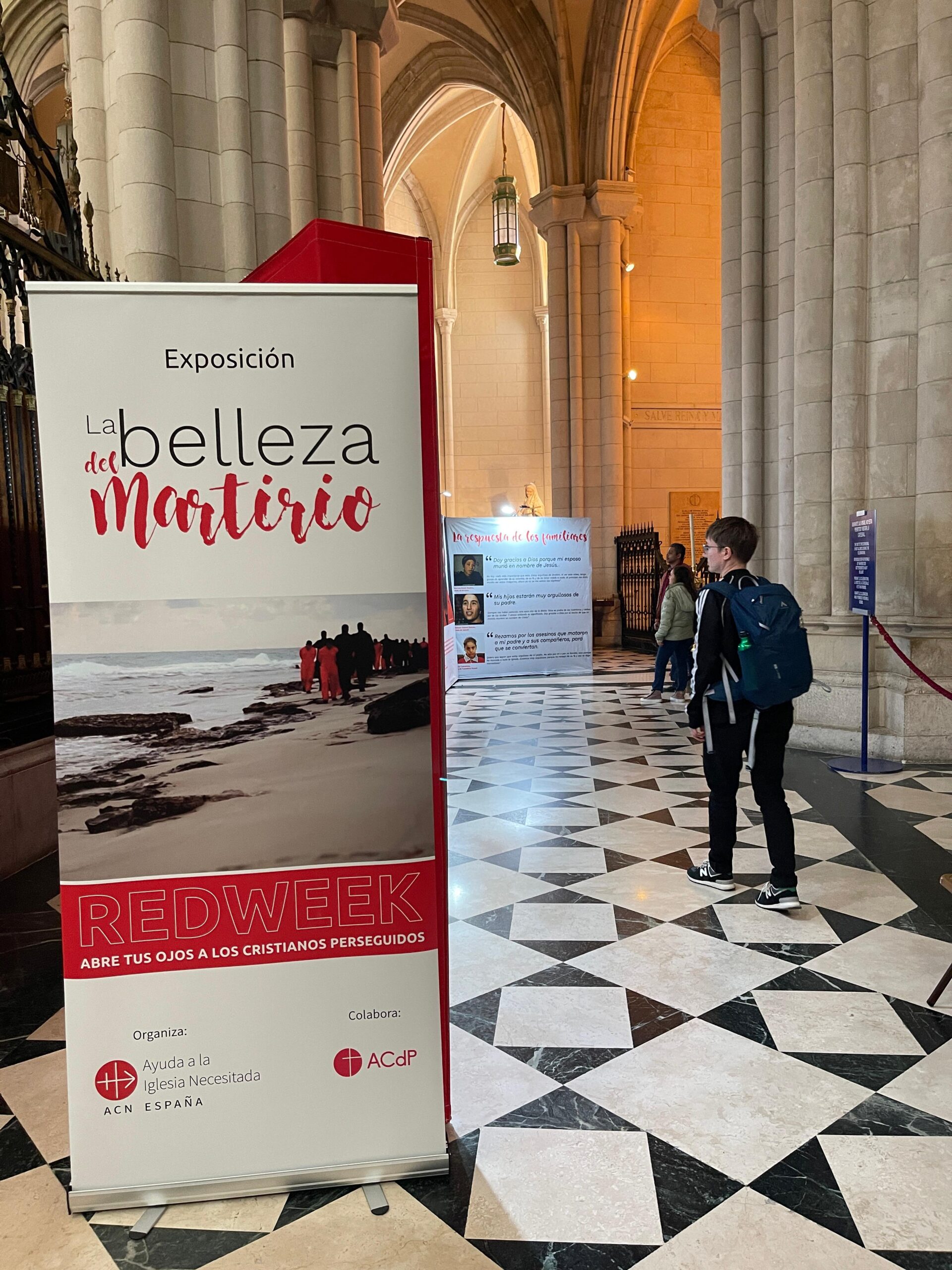 La exposición «La Belleza del Martirio» en la catedral de La Almudena de Madrid. (ACN)
