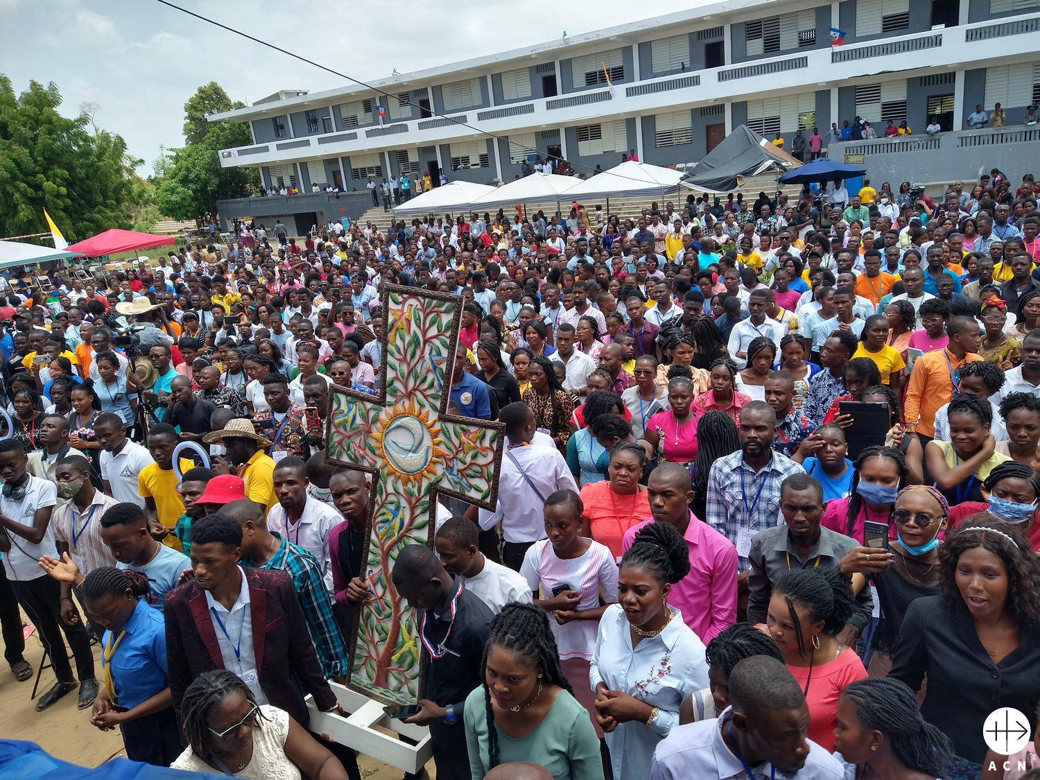 Jóvenes haitianos en Fort Liberte (Foto archivo ACN)