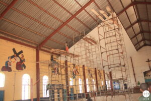 Reconstrucción de una iglesia en Kaduna, Nigeria. (ACN) Reconstrucción de una iglesia en Kaduna, Nigeria. (ACN)