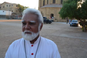El cardenal Joseph ‘Snowy’ Coutts, arzobispo de Karachi