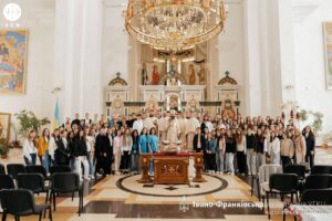 Actividades pastorales para jóvenes en el Archipatriarcado de Ivano-Frankivsk (Ucrania)