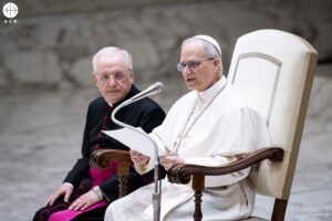 El Papa León XIV durante un discurso a los representantes de los medios de comunicación