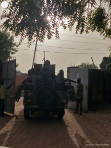 Convoy de escolta militar en Nigeria