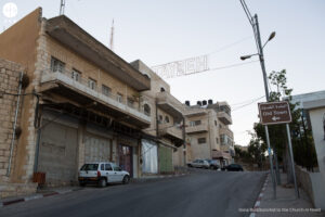 Calle principal de la ciudad de Taybeh (Cisjordania)