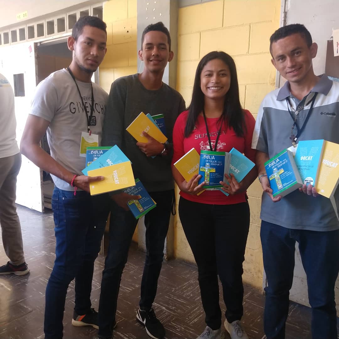 Purchase of 850 copies of the Bible BCJ Junior