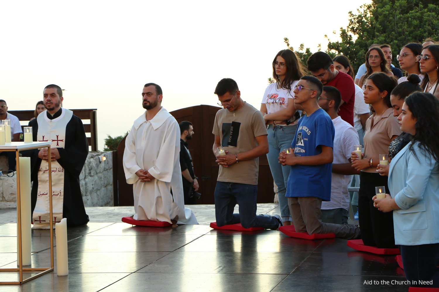 Jóvenes en un campamento pastoral del Vicariato de Jounieh (Líbano)