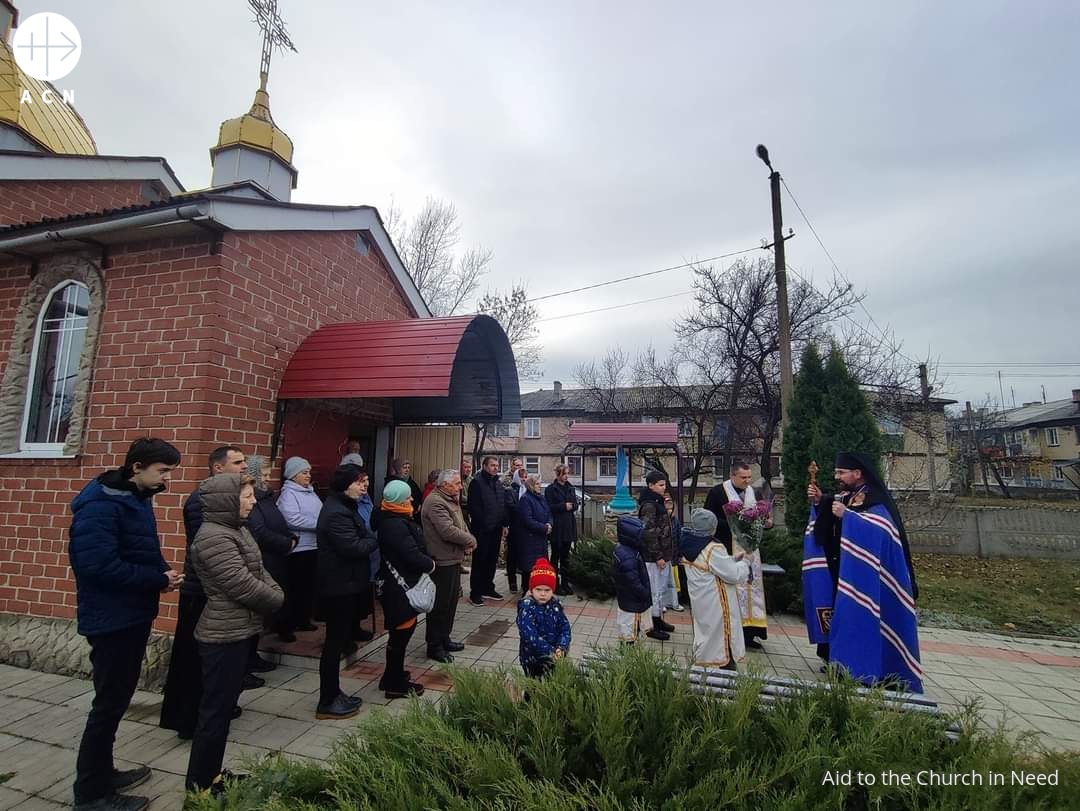 Celebración presidida por Mons. Maksym Ryabukha, obispo de Donetsk (Ucrania)