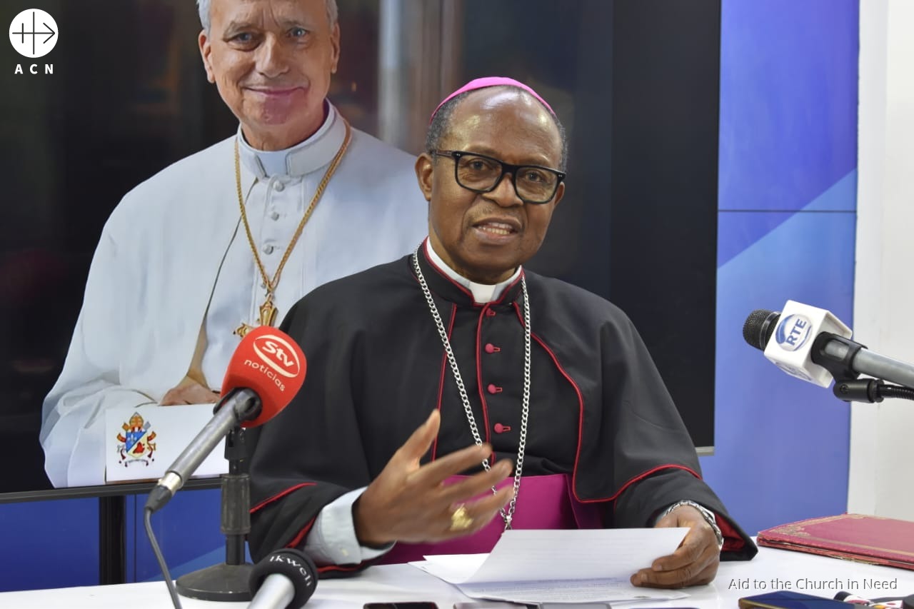 Mons. Inácio Saure, obispo de Nampula (Mozambique)