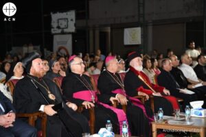 Líderes religiosos unidos para celebrar la fiesta de la Exaltación de la Santa Cruz en Irak. © Archidioceses of Erbil