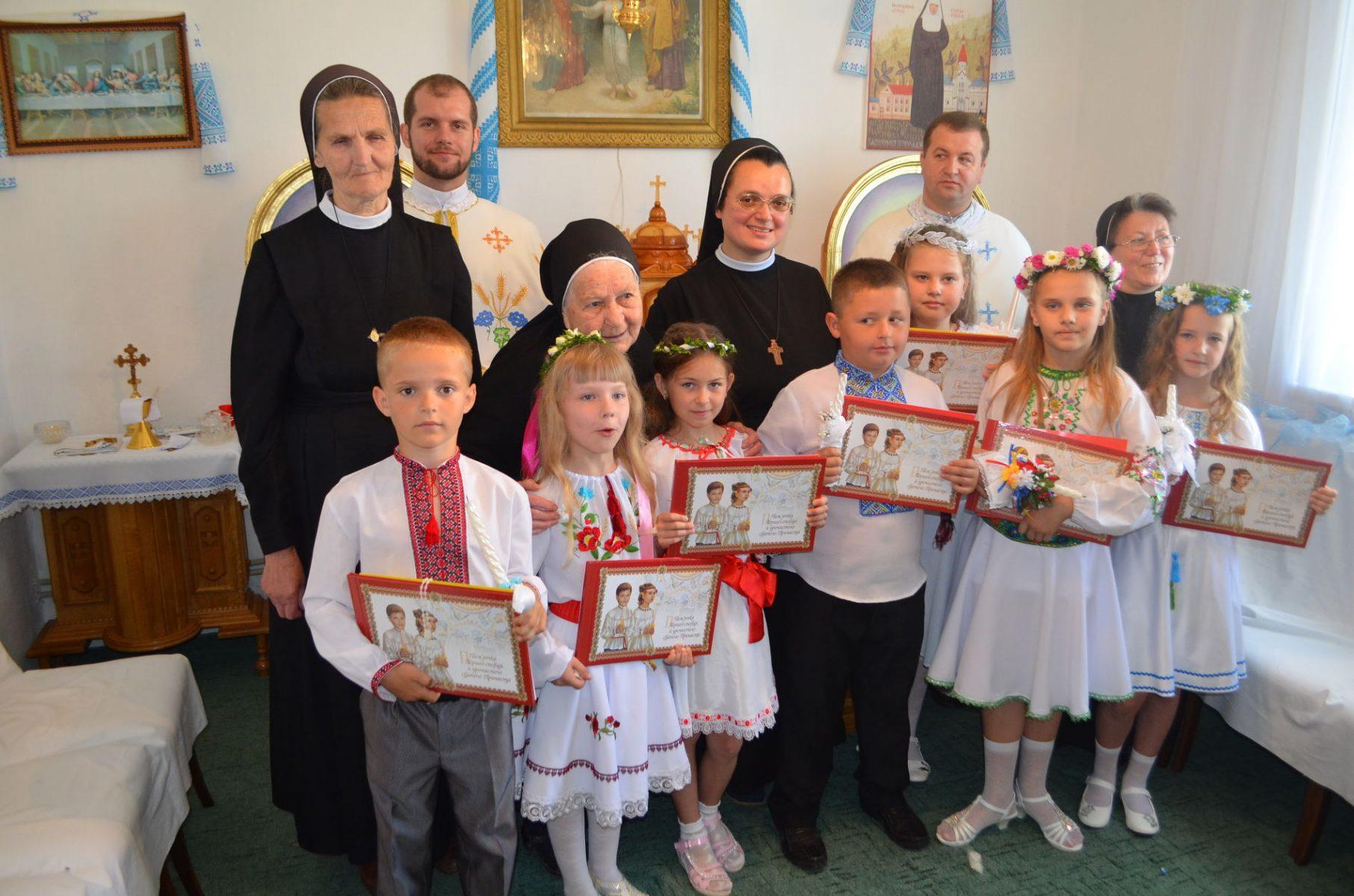 Subsistence aid for 53 sisters and 1 novice of the Holy Family in Ukraine for 2025