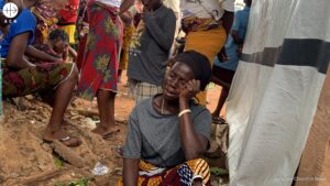 Personas desplazadas tras ataques fulani contra los cristianos. Imagen de archivo Personas desplazadas tras ataques fulani contra los cristianos. Imagen de archivo