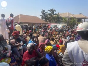 Supervivientes de ataques contra comunidades cristianas en Nigeria. Imagen de archivo Supervivientes de ataques contra comunidades cristianas en Nigeria. Imagen de archivo