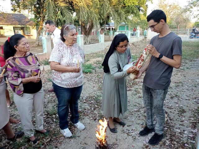 Aid for subsistence and travel for 40 religious beloging to 13 Communities, 2023