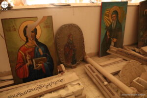 Iconos vandalizados en la iglesia greco melquita de San Jorge, en Maloula (Siria)