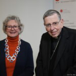 El cardenal Koch visita ACN: “Quien no da a Dios, da muy poco”