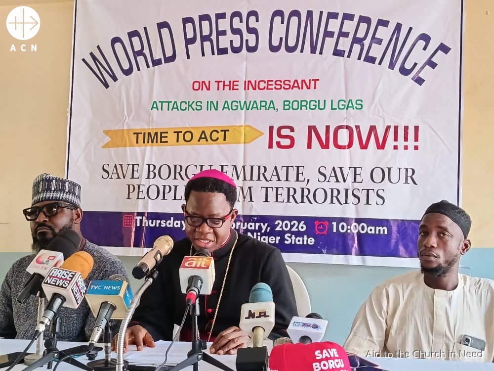 El obispo de Kontagora, durante la conferencia de prensa exigiendo la protección de los civiles en el norte de Nigeria