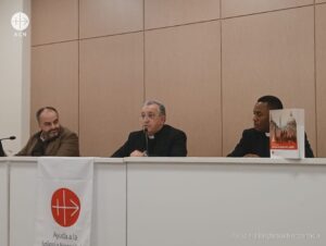 Mons. Ginés García Beltrán durante la presentación del Informe Libertad Religiosa en el mundo 2025 de ACN en Getafe