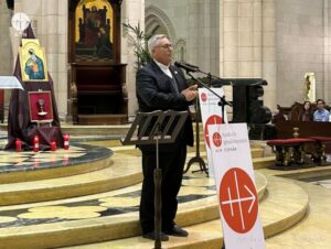 Mons. Alberto Vera, obispo de Nacala (Mozambique) durante su testimonio en la X Noche de los Testigos Mons. Alberto Vera, obispo de Nacala (Mozambique) durante su testimonio en la X Noche de los Testigos