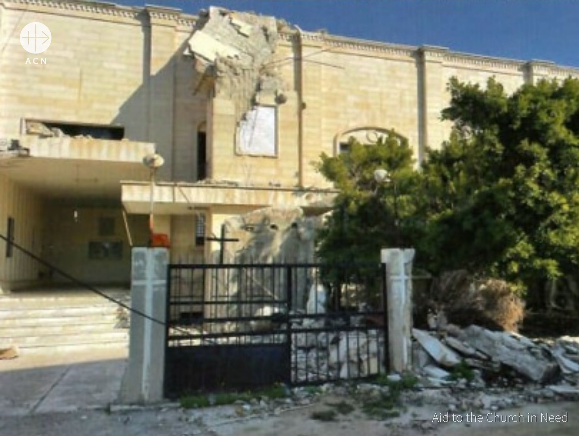 Iglesia destruida tras los últimos bombardeos en el sur de Líbano Iglesia destruida tras los últimos bombardeos en el sur de Líbano