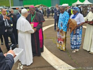 El Papa León XIV durante su visita a Camerún