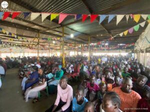 Misa en un campo de refugiados de la ONU en la diócesis de Malakal (Sudán del Sur)