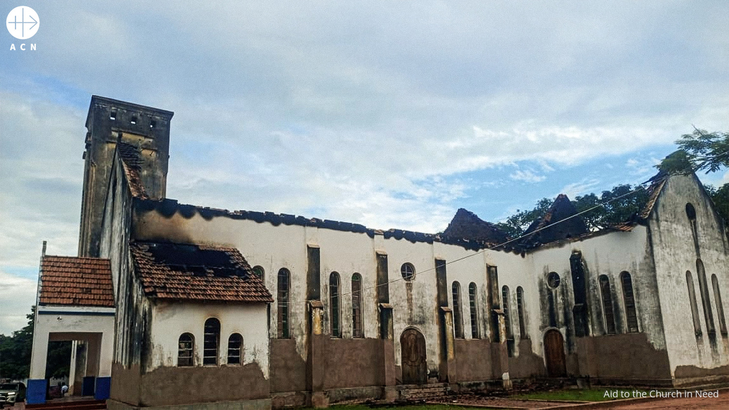 Yihadistas destruyen la iglesia de San Luis María Grignion de Montfort en Cabo Delgado (Mozambique)