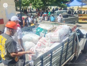 Reparto de ayuda humanitaria en Petare (Venezuela) tras el terremoto del 24 de junio de 2026 Reparto de ayuda humanitaria en Petare (Venezuela) tras el terremoto del 24 de junio de 2026
