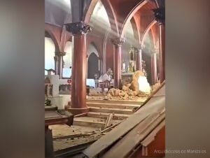 Basílica Nuestra Señora de las Victorias, en Santa Rosa de Cabal (Colombia), dañada tras el terremoto. © Arquidiócesis de Manizales Basílica Nuestra Señora de las Victorias, en Santa Rosa de Cabal (Colombia), dañada tras el terremoto. © Arquidiócesis de Manizales