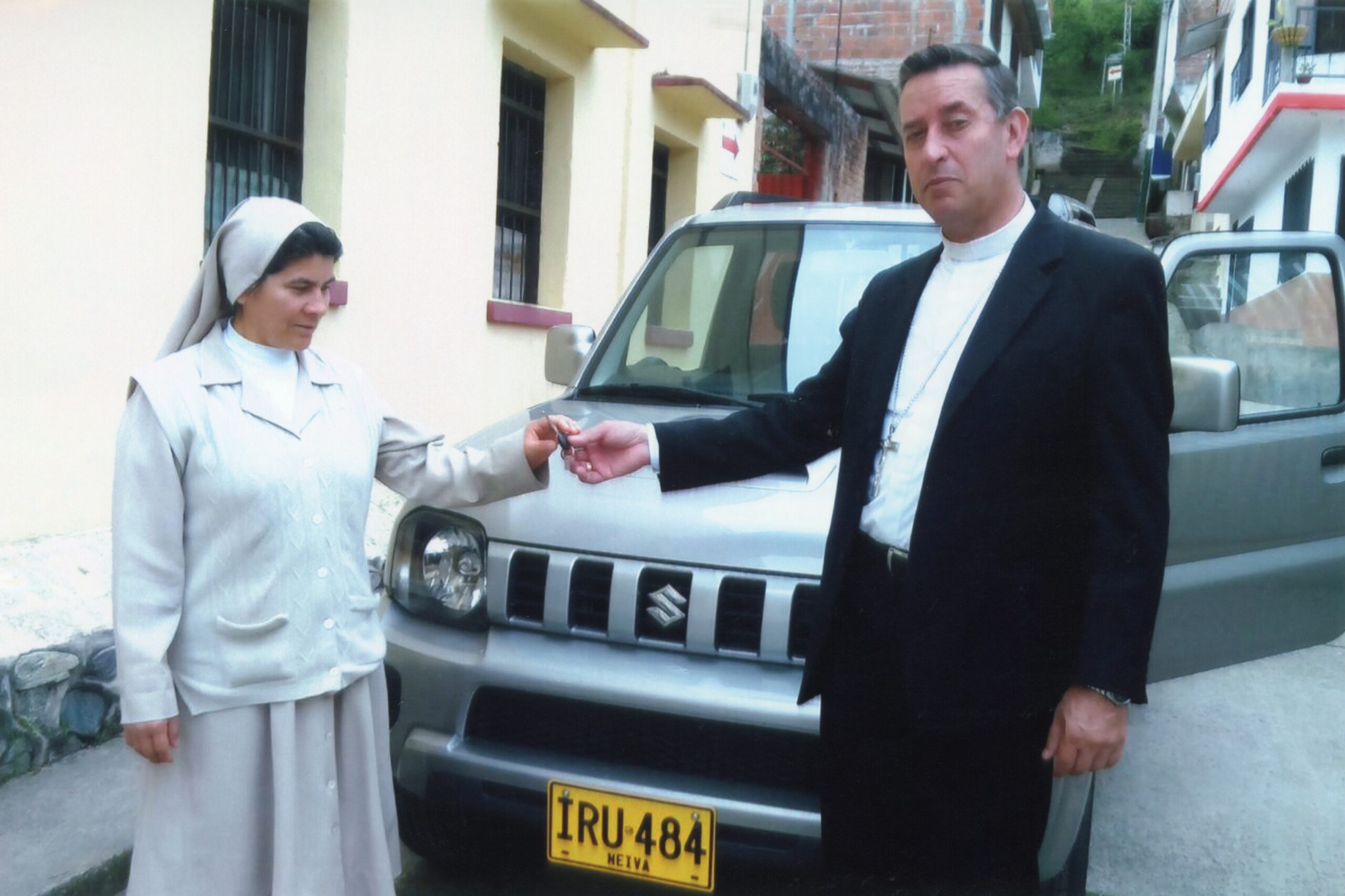 Purchase of a car for the sisters Hijas de la Caridad de San Vicente de Paúl in Vitoncó